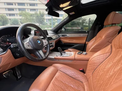 بي إم دبليو 740Li M Sport موديل 2020 مواصفات خليجية