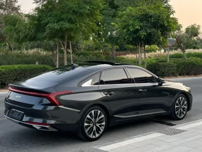 2022 Kia K8 Full Option GCC Specs