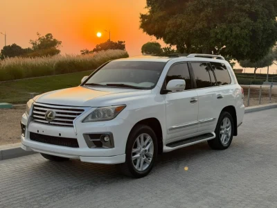 لكزس LX570 موديل 2010 محولة بالكامل إلى ستايل 2015 مواصفات خليجية