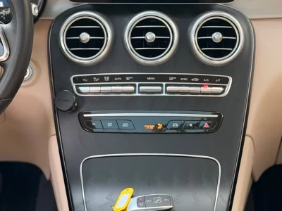 مرسيدس بنز GLC 300 موديل 2022 مواصفات أمريكية