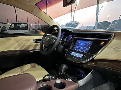 شيفروليه سلفرادو V8 موديل 2015 دفع خلفي مواصفات خليجية