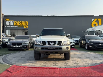 نيسان باترول سوبر سفاري موديل 2022 دفع رباعي مواصفات خليجية