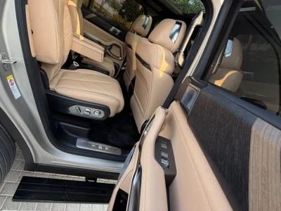 2025 BYD Leopard 8 6-Seater