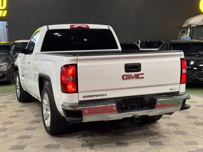 2018 GMC Sierra Regular Cab GCC Specs