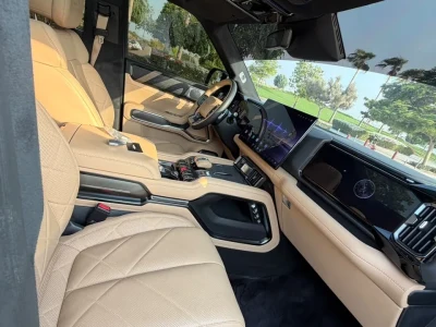 2025 BYD Leopard 8 6-Seater