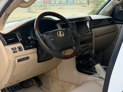 لكزس LX570 موديل 2010 محولة بالكامل إلى ستايل 2015 مواصفات خليجية