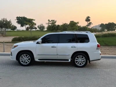 لكزس LX570 موديل 2010 محولة بالكامل إلى ستايل 2015 مواصفات خليجية