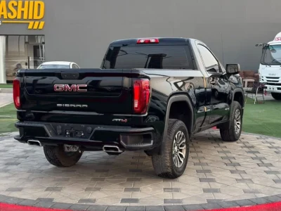 2022 GMC Sierra AT4 GCC Specs