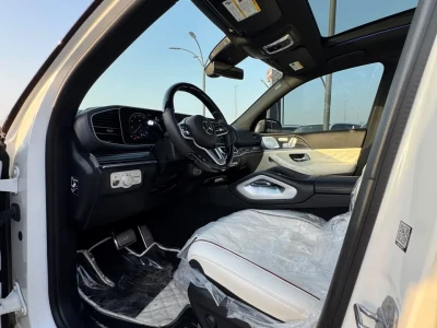 مرسيدس بنز GLS 450 موديل 2020 محولة بالكامل إلى ستايل مايباخ