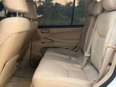 لكزس LX570 موديل 2010 محولة بالكامل إلى ستايل 2015 مواصفات خليجية