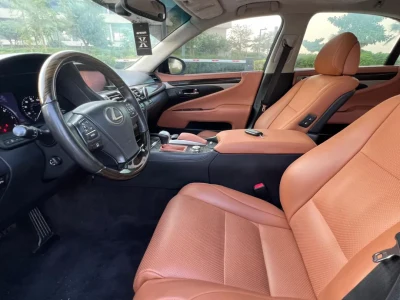 2014 Lexus LS460 4.6L V8 RWD