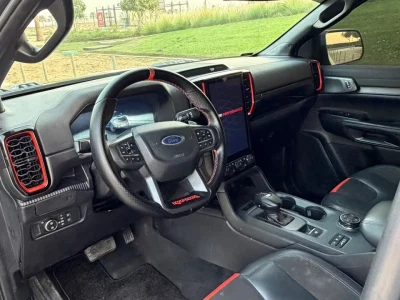 فورد رينجر رابتر موديل 2023 محرك 3.0L V6 توين تيربو دفع رباعي مواصفات خليجية