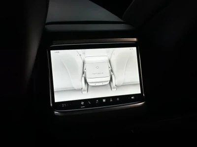 2023 Tesla Model S Plaid Tri-Motor AWD GCC Specs