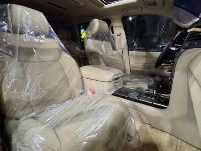 لكزس LX570 موديل 2011 مواصفات خليجية