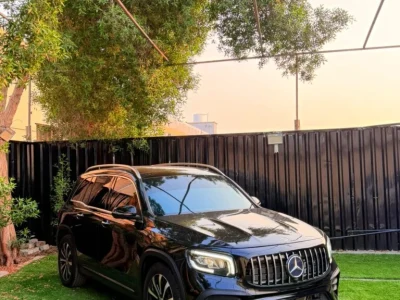 مرسيدس بنز GLB250 موديل 2023 SUV فاخرة