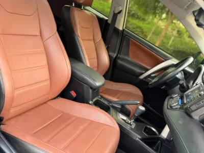 2018 Toyota RAV4 VX GCC Specs