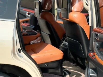 2013 Lexus LX 570 Luxury 4WD SUV