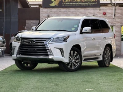 لكزس LX570 موديل 2017 محرك 5.7L V8 دفع رباعي