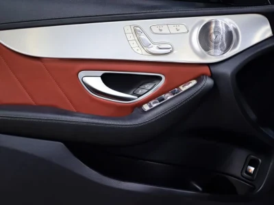 مرسيدس بنز C300 موديل 2017 فل أوبشن