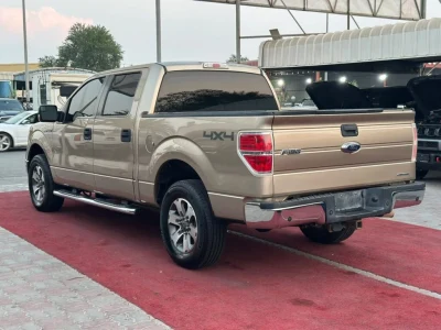فورد F-150 كابينة مزدوجة موديل 2014