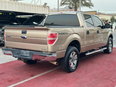 فورد F-150 كابينة مزدوجة موديل 2014