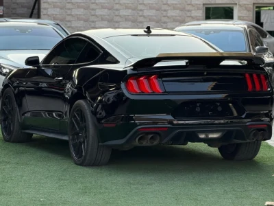 فورد موستنج GT كوبيه موديل 2022 محرك 5.0L V8 Coyote مواصفات أمريكية