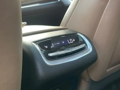 كاديلاك XT6 موديل 2020 سبعة مقاعد