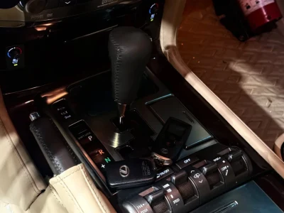 لكزس LX 570 موديل 2009 محرك 5.7L V8 دفع رباعي