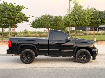 2017 GMC Sierra 5.3L V8 4WD GCC Specs