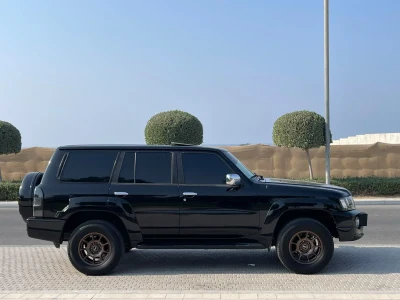 نيسان باترول سوبر سفاري موديل 2005