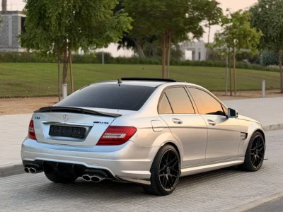 2009 Mercedes-Benz C63 AMG GCC Specs