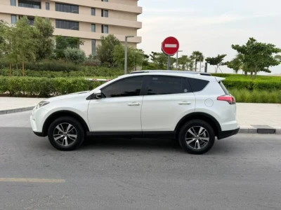 2018 Toyota RAV4 VX GCC Specs