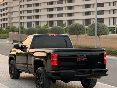 2017 GMC Sierra 5.3L V8 4WD GCC Specs