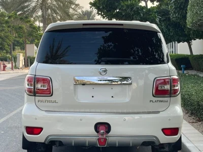 2015 Nissan Patrol Platinum 5.6L V8