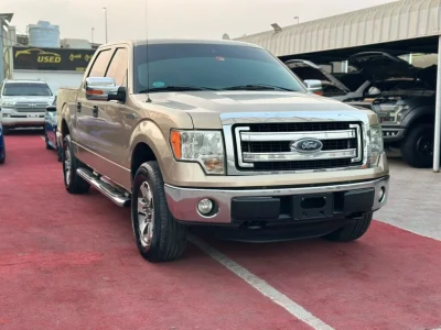 فورد F-150 كابينة مزدوجة موديل 2014