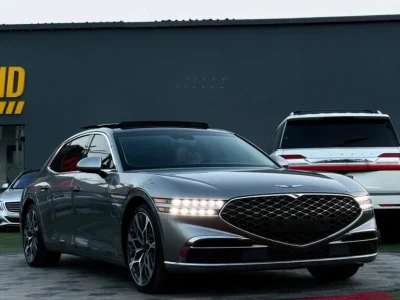 2024 Genesis G90 Luxury Sedan