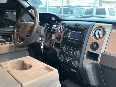 فورد F-150 كابينة مزدوجة موديل 2014