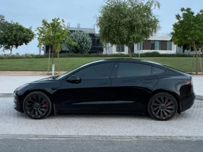 تسلا موديل 3 Performance موديل 2021  AWD مواصفات خليجية