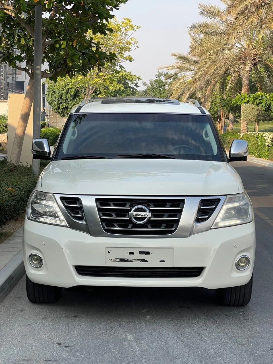 2015 Nissan Patrol Platinum 5.6L V8
