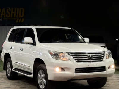 لكزس LX 570 موديل 2009 محرك 5.7L V8 دفع رباعي