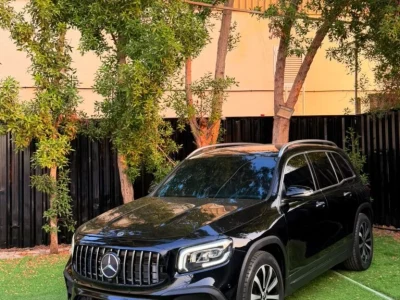 مرسيدس بنز GLB250 موديل 2023 SUV فاخرة