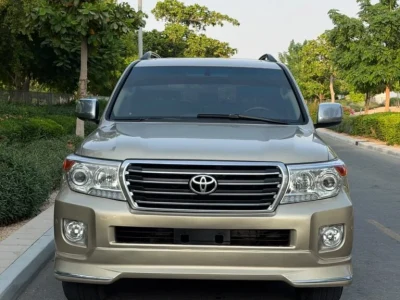 تويوتا لاند كروزر VXR موديل 2011 محولة إلى ستايل 2015 مواصفات خليجية