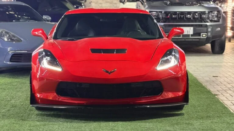 شيفروليه كورفيت C7 ستينغراي Z51 1LT بلاك إيديشن موديل 2019 محرك 6.2L V8
