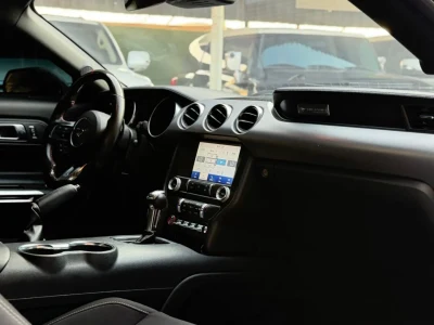 فورد موستنج GT كوبيه موديل 2022 محرك 5.0L V8 Coyote مواصفات أمريكية