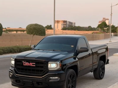 2017 GMC Sierra 5.3L V8 4WD GCC Specs