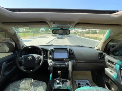 العنوان العربي تويوتا لاند كروزر VXR موديل 2008 محرك 5.7L V8 مواصفات خليجية – محولة إلى شكل 2015