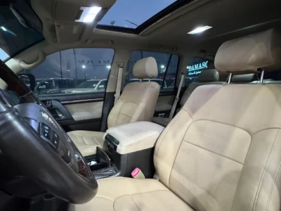 2010 Toyota Land Cruiser GXR V8 4WD – Converted to 2015 VXR Style