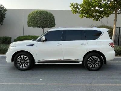 2015 Nissan Patrol Platinum 5.6L V8