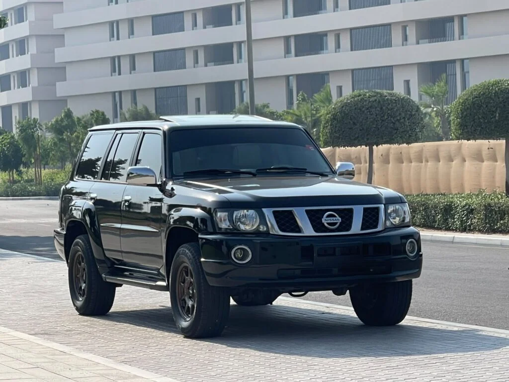 نيسان باترول سوبر سفاري موديل 2005