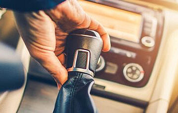 أساسيات قيادة سيارات الجير العادي